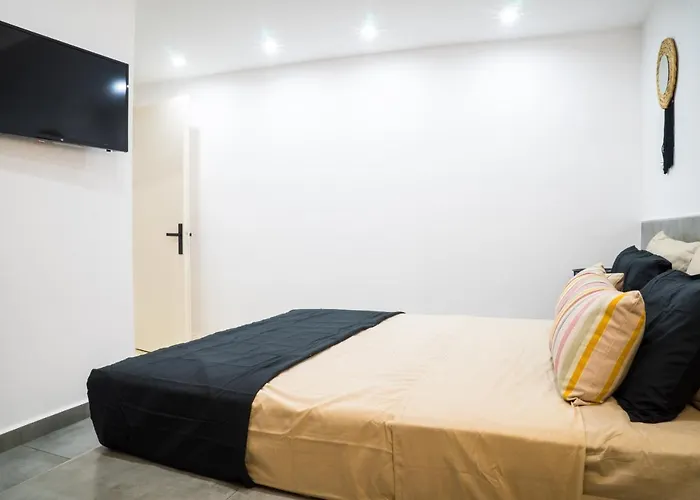 Pet friendly Mousiko Apartment Faliraki