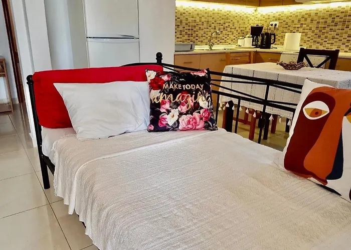 Rhodes City Lodge